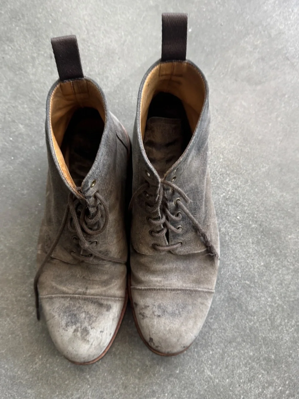 Gray Suede Taft Boots, Size 8 — as-is, broken lace